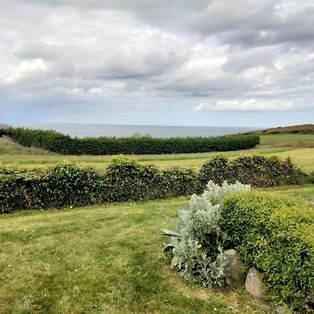 Bienvenue Au Studio L'Escale Bleue Avec Vue Mer Et Sur Le Cap Frehel Saint-Cast-le-Guildo Exterior photo