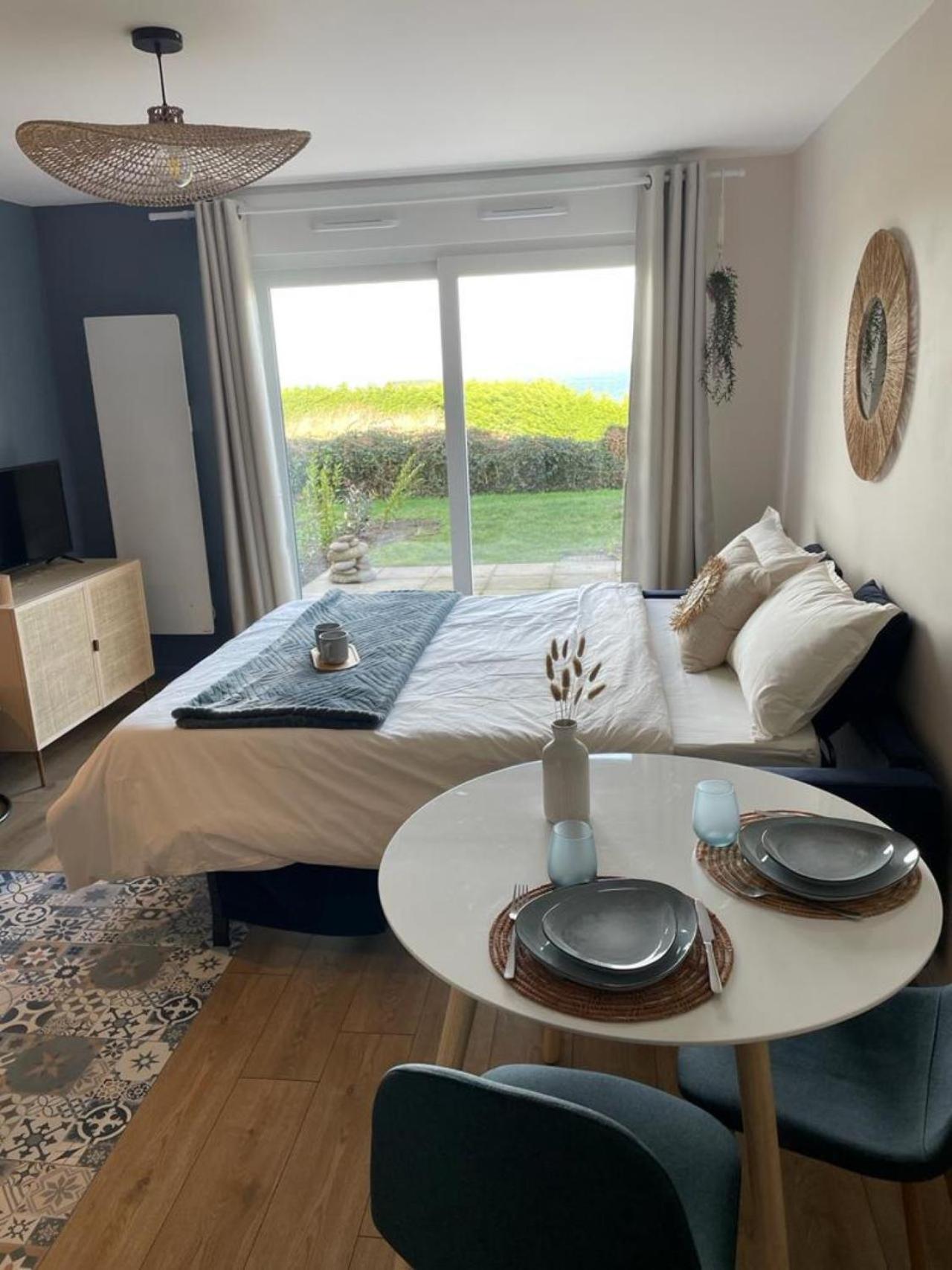 Bienvenue Au Studio L'Escale Bleue Avec Vue Mer Et Sur Le Cap Frehel Saint-Cast-le-Guildo Exterior photo